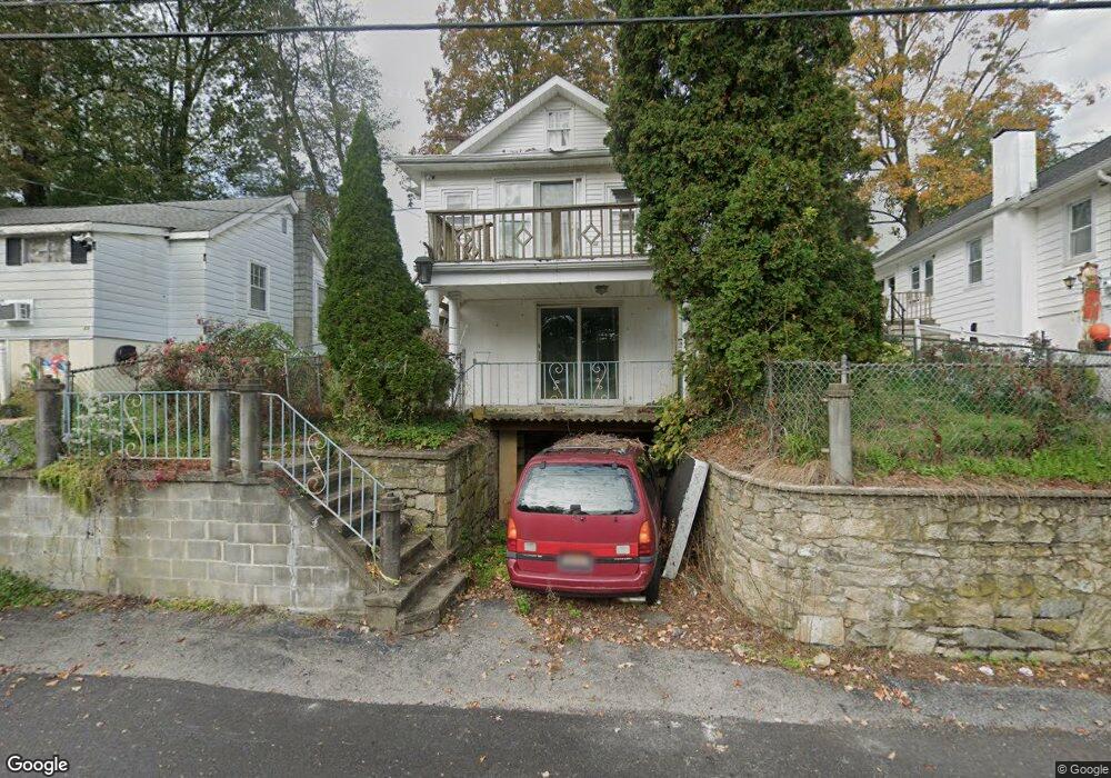 73 Hewitt St, Lake Peekskill, NY 10537 - photo 1