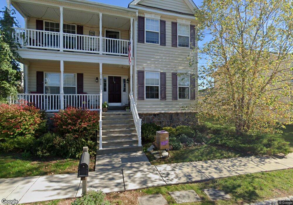 2113 Sunnyvale Dr, Pennsburg, PA 18073 - photo 1