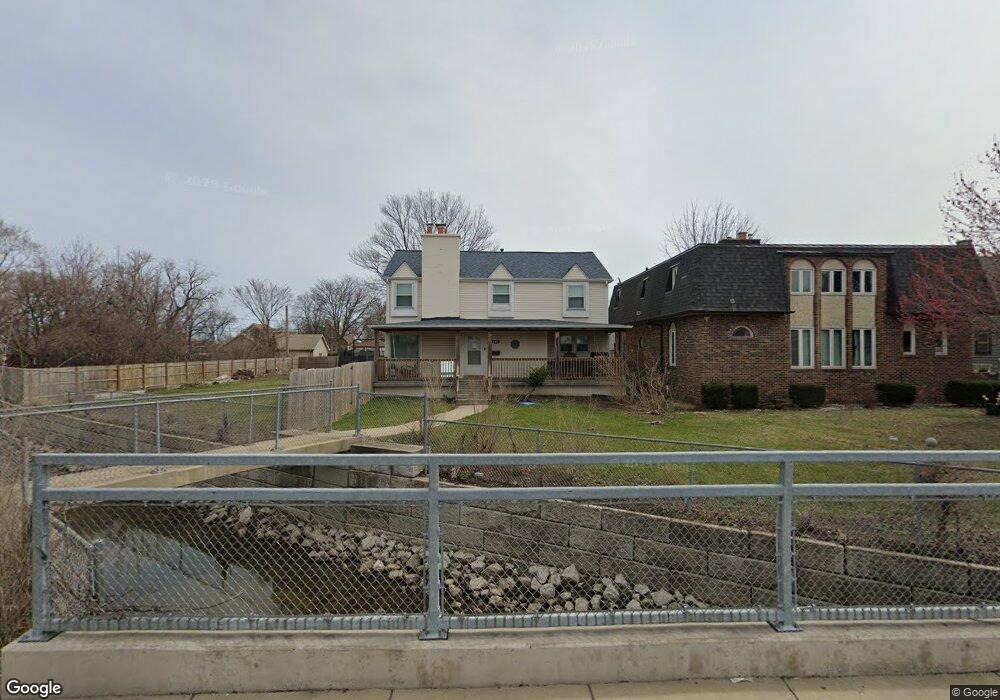 4335 Hirschberg Ave, Schiller Park, IL 60176 - photo 1