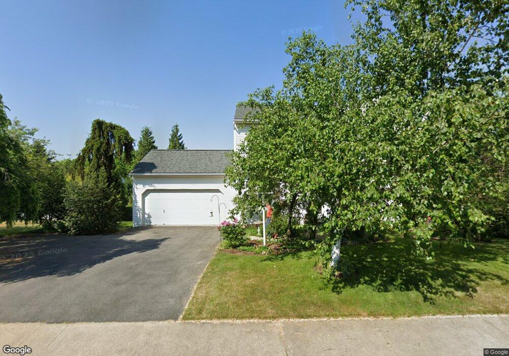 453 Franklin St, Alburtis, PA 18011 - photo 1