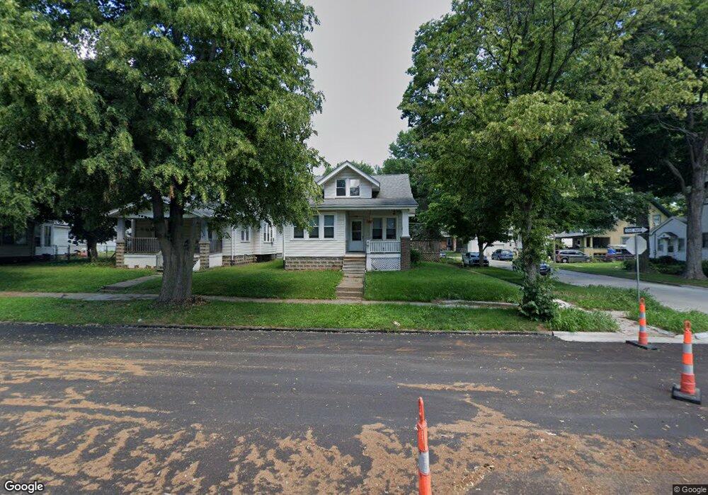 2304 W 3rd St, Davenport, IA 52802 - photo 1