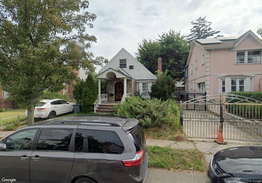 6937 180th St, Fresh Meadows, NY 11365 - photo 1