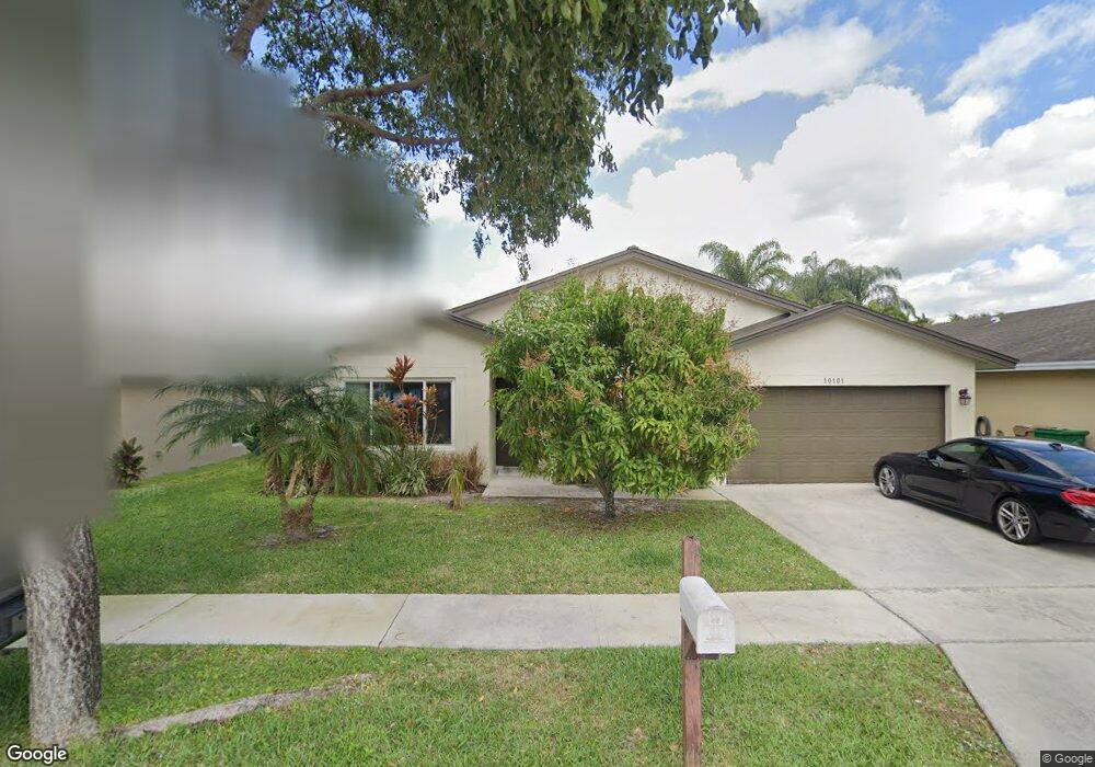 10101 SW 16th Place, Davie, FL 33324 - photo 1