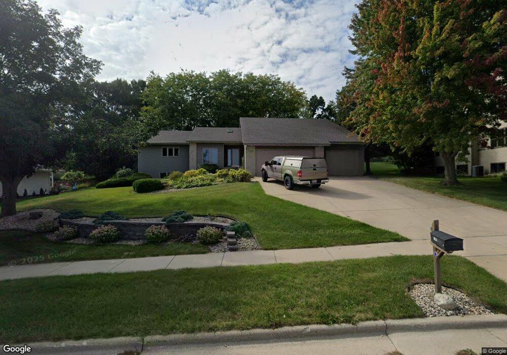 749 Foxfield Rd, Oregon, WI 53575 - photo 1