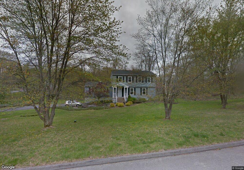 2 Beverly Ct, Hopewell Junction, NY 12533 - photo 1