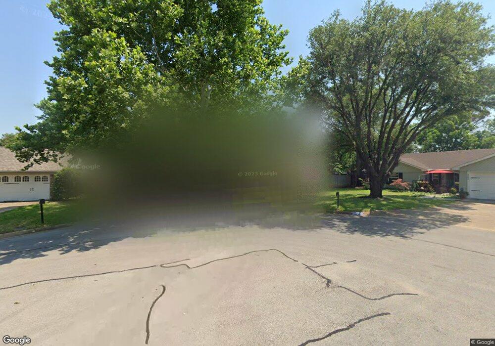 6204 Gayle Dr, North Richland Hills, TX 76180 - photo 1