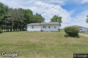 853 E 2700 North Rd, Moweaqua, IL 62550