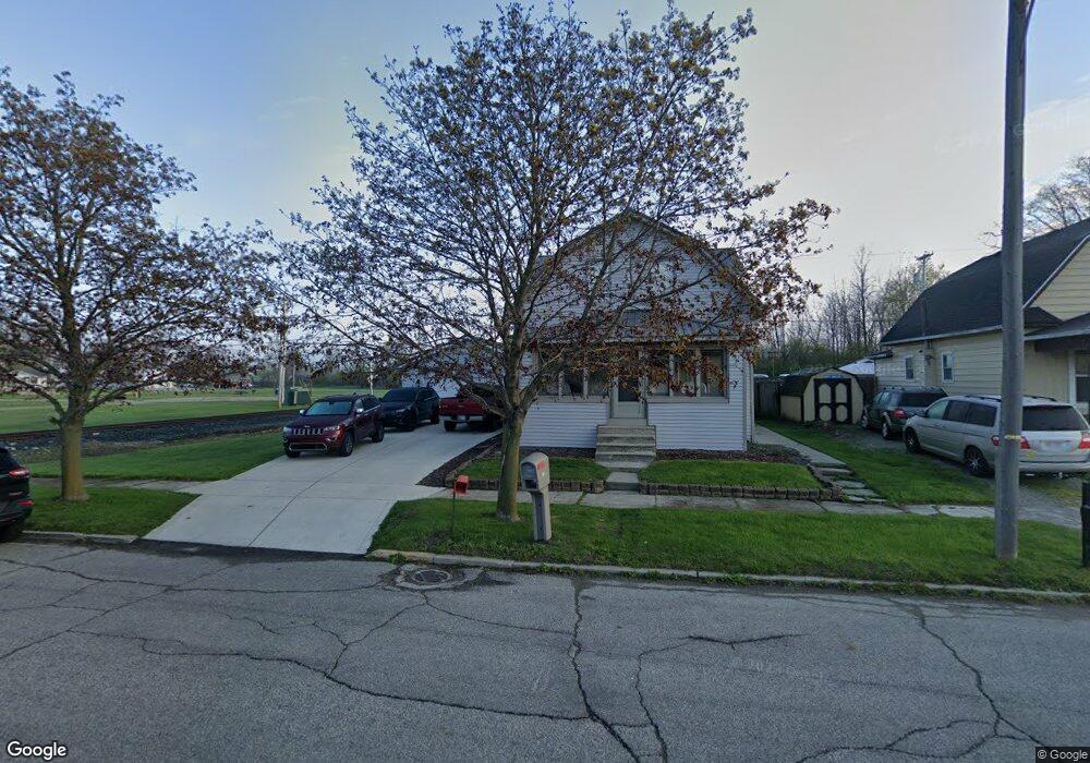 720 W King St, Garrett, IN 46738 - photo 1