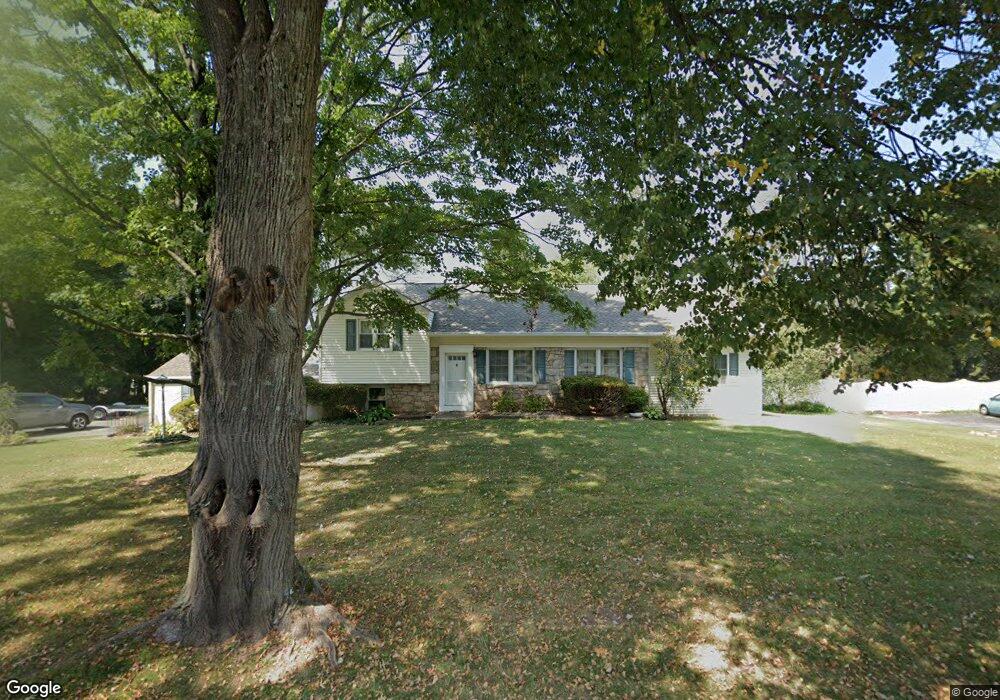 14 N Forge Manor Dr, Phoenixville, PA 19460 - photo 1