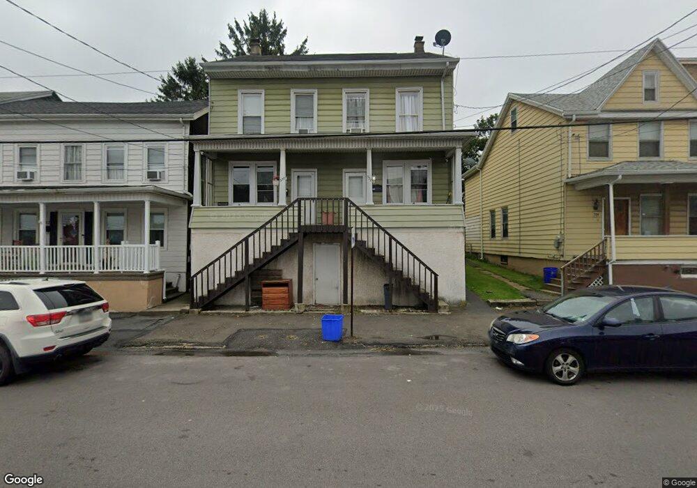 328 E Mine St, Hazleton, PA 18201 - photo 1