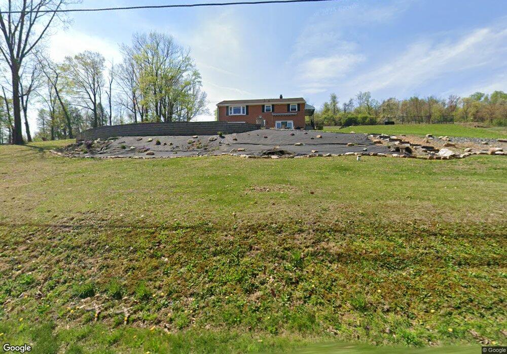 1133 Cross Keys Rd, Reading, PA 19605 - photo 1