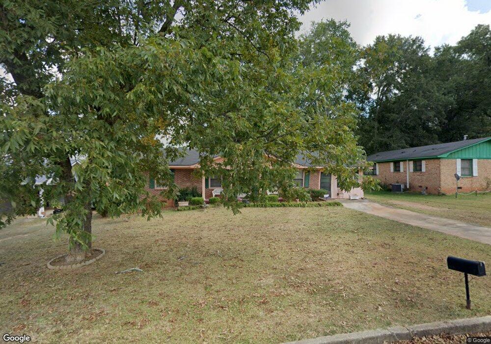 400 Westchester Dr, Barnesville, GA 30204 - photo 1