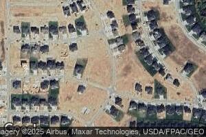 5708 Kestrel Pkwy, Elkhorn, NE 68022