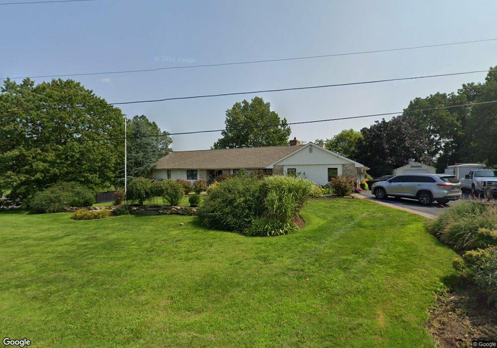 2490 Bluegrass Ln, Ronks, PA 17572 - photo 1