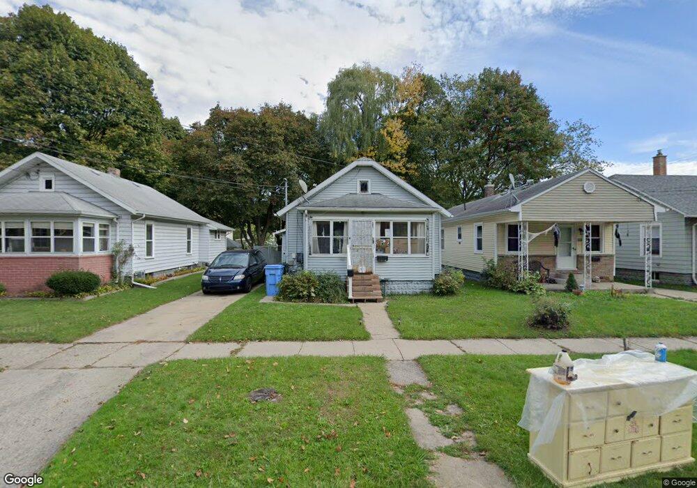 1837 Davis Ave, Lansing, MI 48910 - photo 1