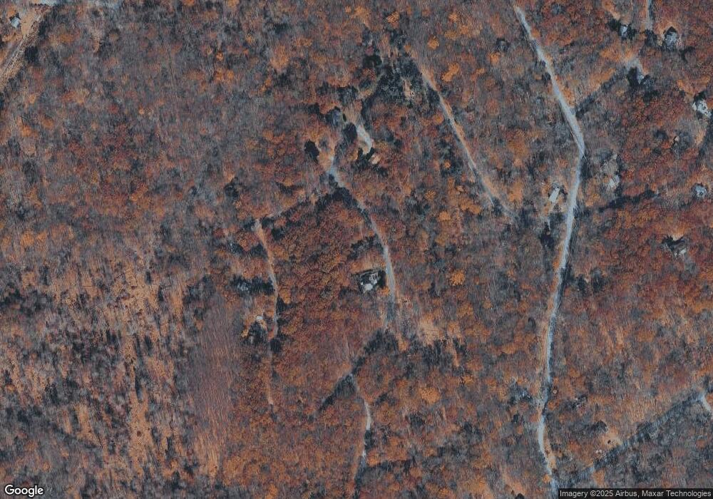 112 Swallow Cir, Bushkill, PA 18324 - photo 1