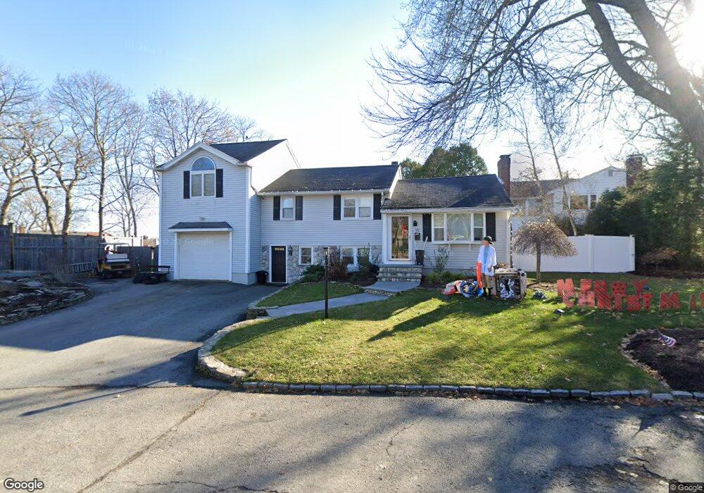 92 Morningside Dr, Arlington, MA 02474 - photo 1