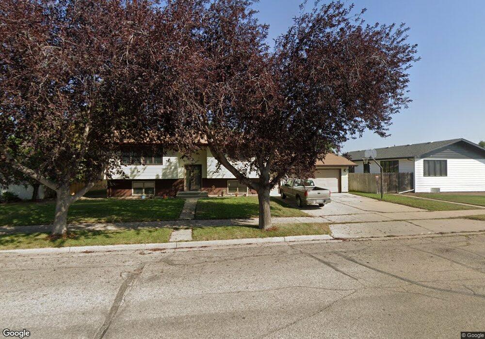 2418 15th Ave W, Williston, ND 58801 - photo 1