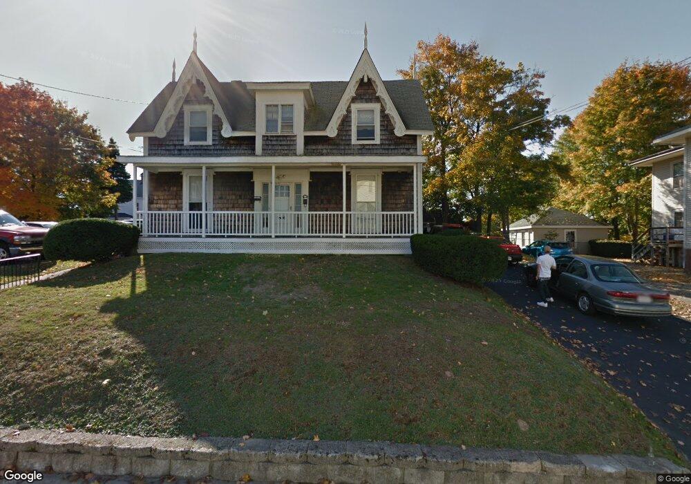 17 Court St unit 2, Woburn, MA 01801 - photo 1