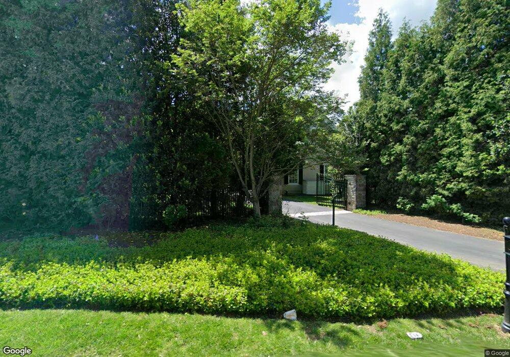 2046 Old Gulph Rd, Villanova, PA 19085 - photo 1