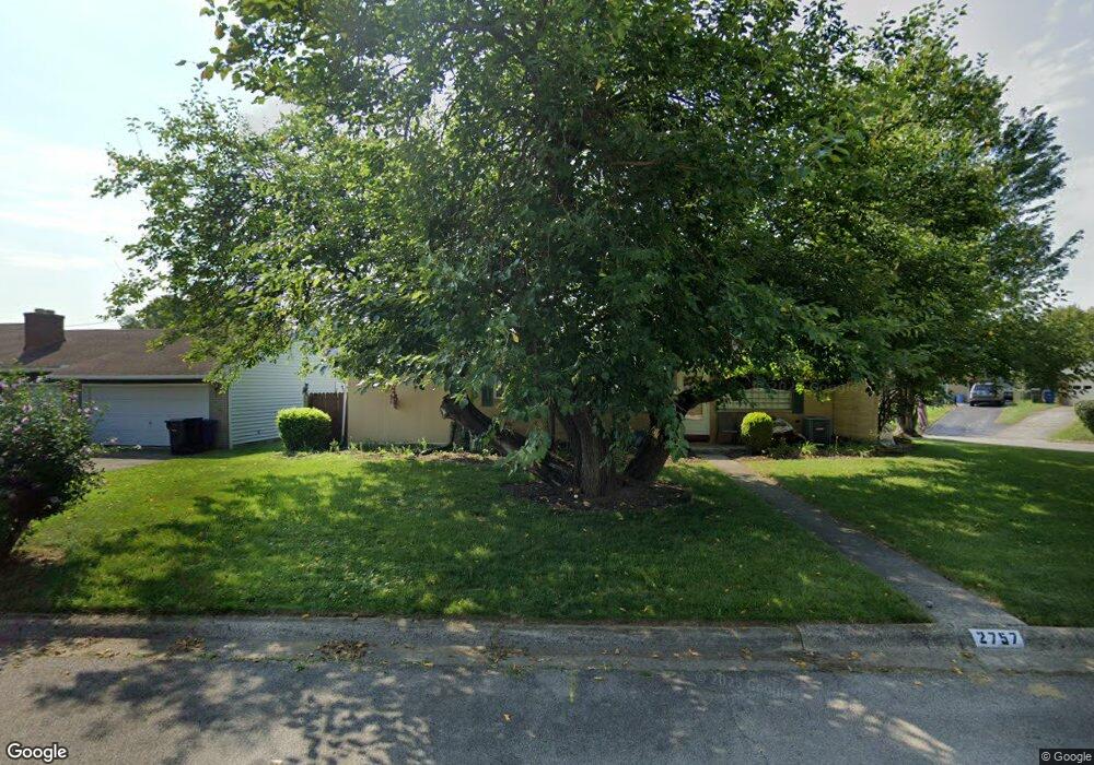 2757 Bernadette Rd, Columbus, OH 43204 - photo 1