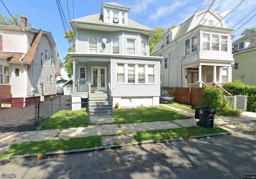 9 Laurel Place unit 11, Newark, NJ 07106 - photo 1