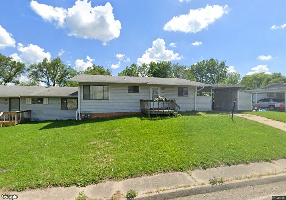 7236 SW Woodcroft Way, Topeka, KS 66619 - photo 1
