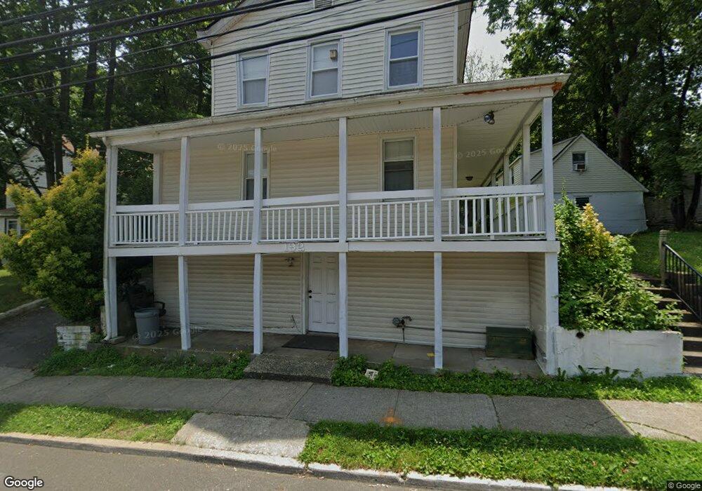 192 Steamboat Rd, Great Neck, NY 11024 - photo 1