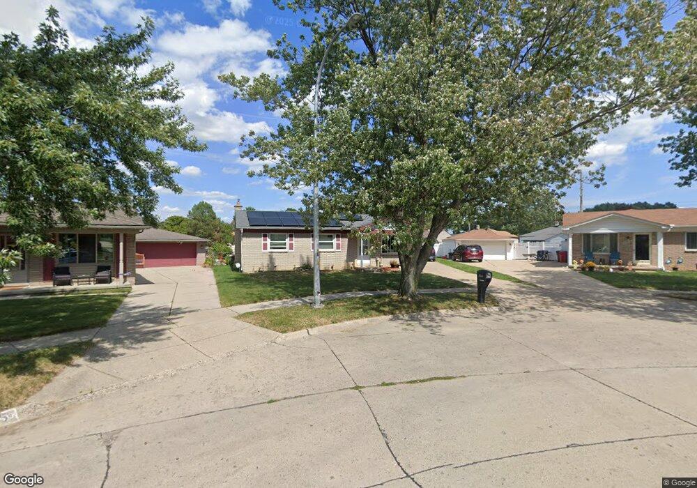 29745 Gregg Dr, Roseville, MI 48066 - photo 1