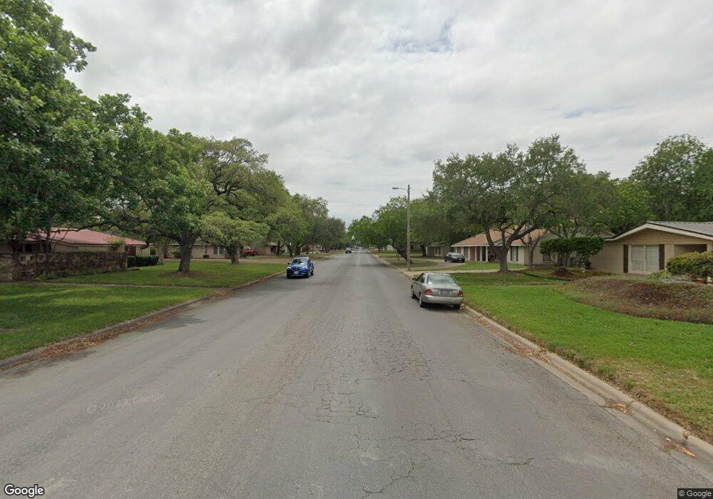 00 Inez, Beeville, TX 78102 - photo 1