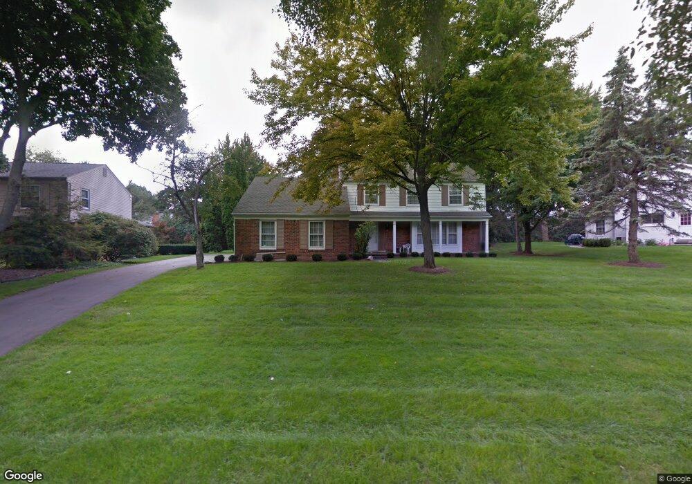 816 Thorntree Ct, Bloomfield Hills, MI 48304 - photo 1