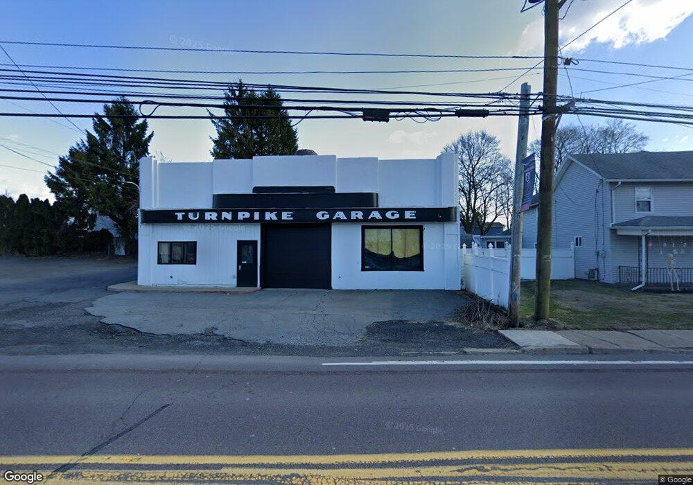 805 E Drinker St, Dunmore, PA 18512 - photo 1