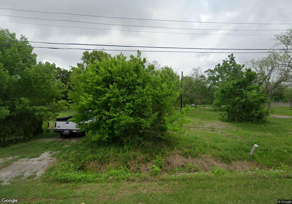 901 Whitson St, Bay City, TX 77414 - photo 1