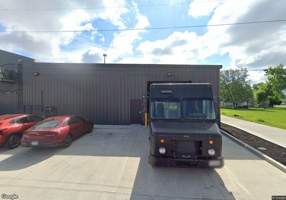 312 N 2nd St, Mattoon, IL 61938 - photo 1