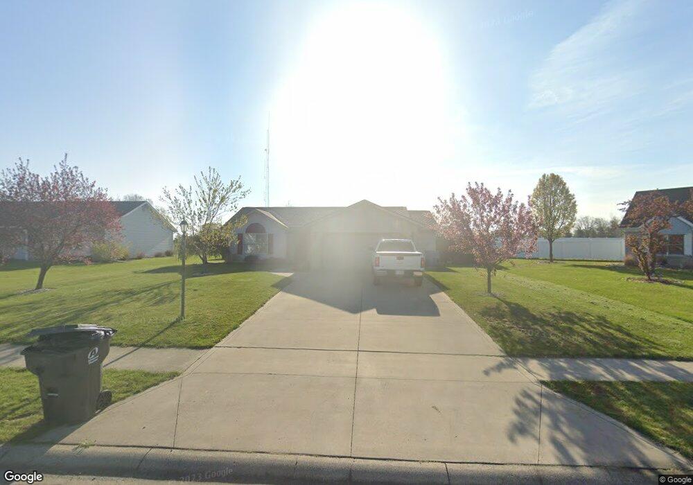 812 Wheatfield Ct, Churubusco, IN 46723 - photo 1