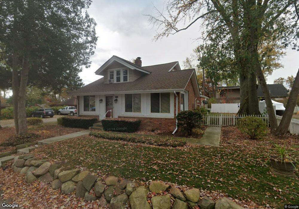 7241 3rd St, West Bloomfield, MI 48324 - photo 1