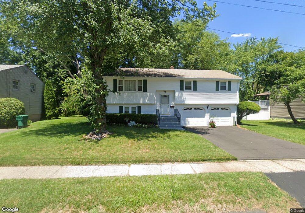 24 Forest Ln, Bloomfield, CT 06002 - photo 1