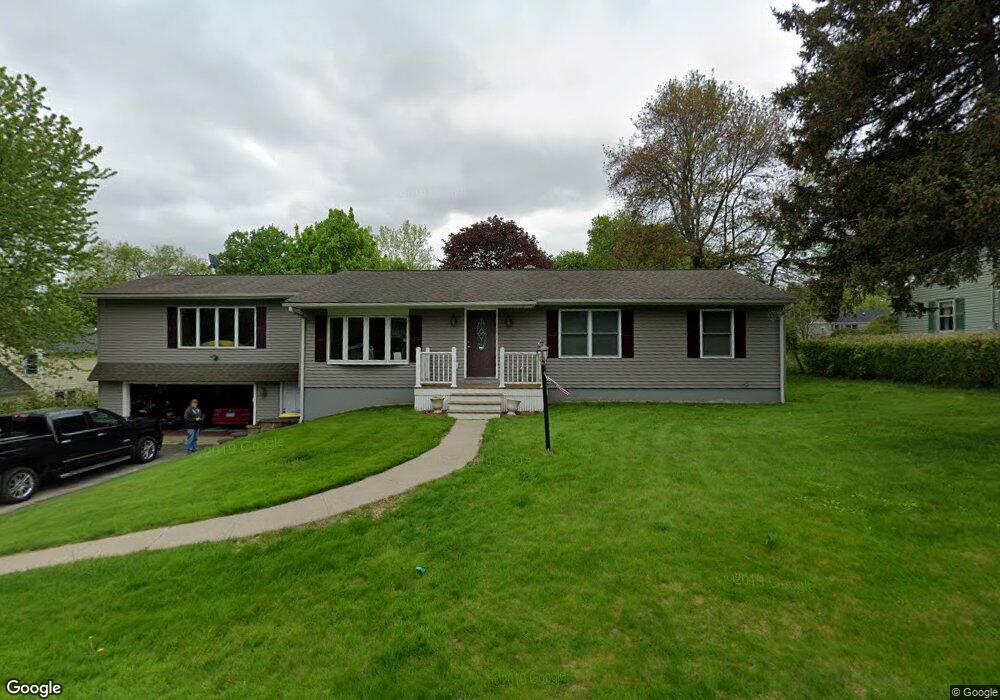 58 Meadow Lake Dr, Wolcott, CT 06716 - photo 1