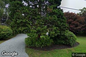 39 Chestnut St, South Dartmouth, MA 02748