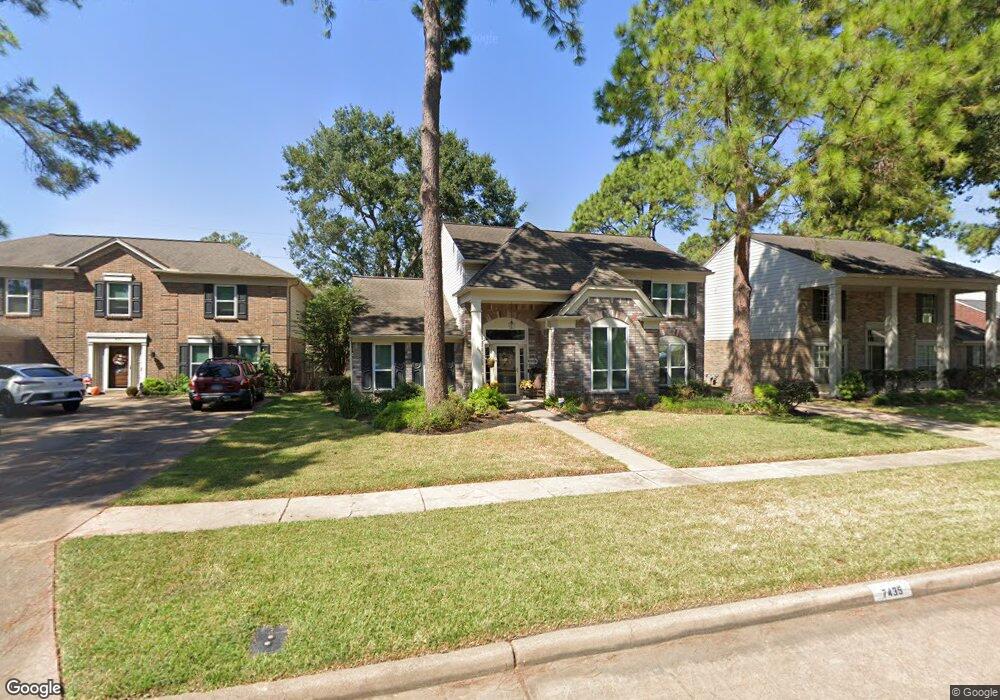 7435 Shangrila Ln, Houston, TX 77095 - photo 1