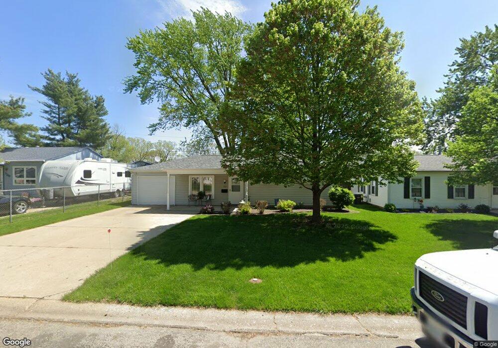 122 Carter Ln, Lincoln, IL 62656 - photo 1