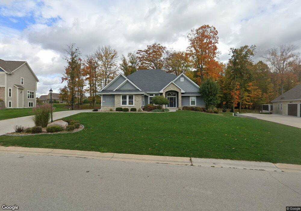 N67W13154 Daylily Dr unit N67W13154, Menomonee Falls, WI 53051 - photo 1