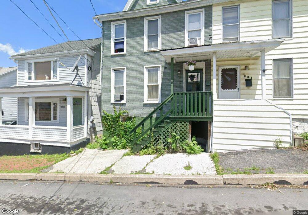 223 Clay St, Tamaqua, PA 18252 - photo 1