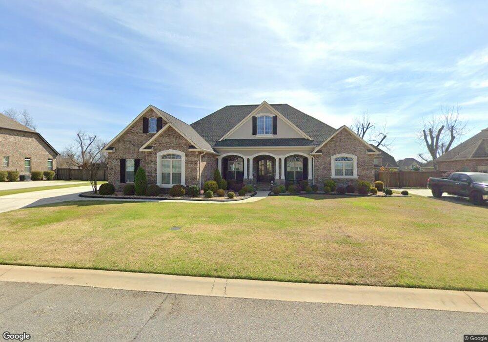 110 Lisa Marie Ct, Warner Robins, GA 31088 - photo 1