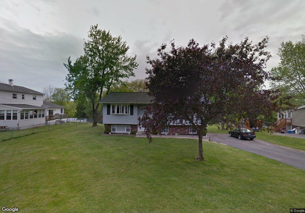 3 Waters Edge Rd, Poughkeepsie, NY 12601 - photo 1