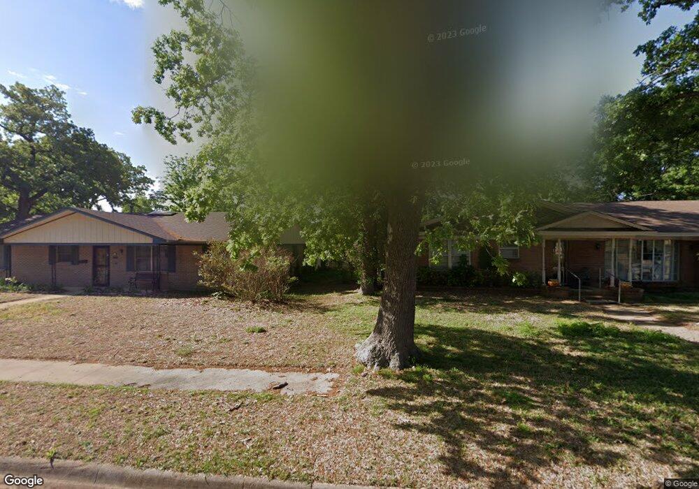 110 Mark Dr, Denison, TX 75021 - photo 1