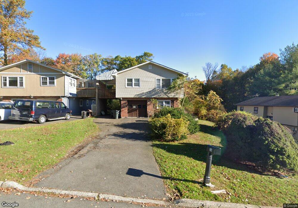 34 Brewer Rd, Monsey, NY 10952 - photo 1