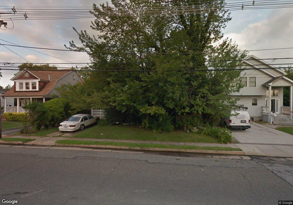 507 S Long Beach Ave, Freeport, NY 11520 - photo 1