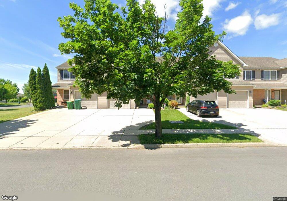 1467 Mohr Cir, Macungie, PA 18062 - photo 1