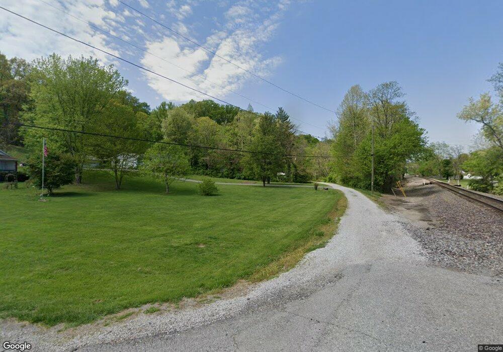 2529 Willian Ln, New Albany, IN 47150 - photo 1